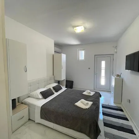 Ferienwohnung Primus Strbic Ploce  Exterior foto