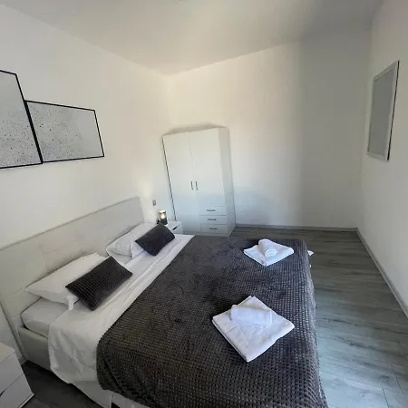 Ferienwohnung Primus Strbic Ploce  Exterior foto
