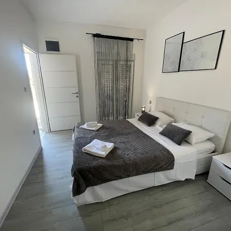 Ferienwohnung Primus Strbic Ploce  Exterior foto