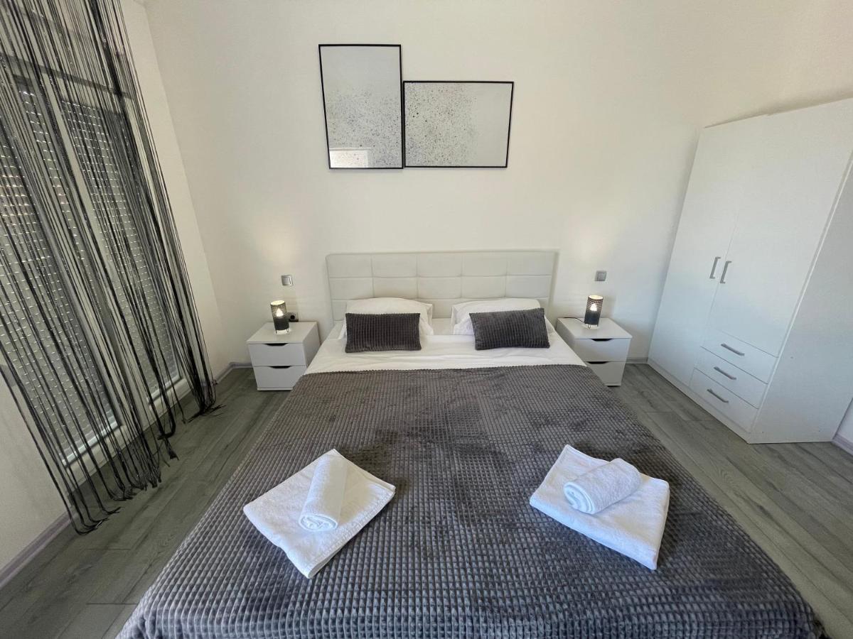 Primus Strbic Apartment Ploce (Dubrovnik-Neretva)